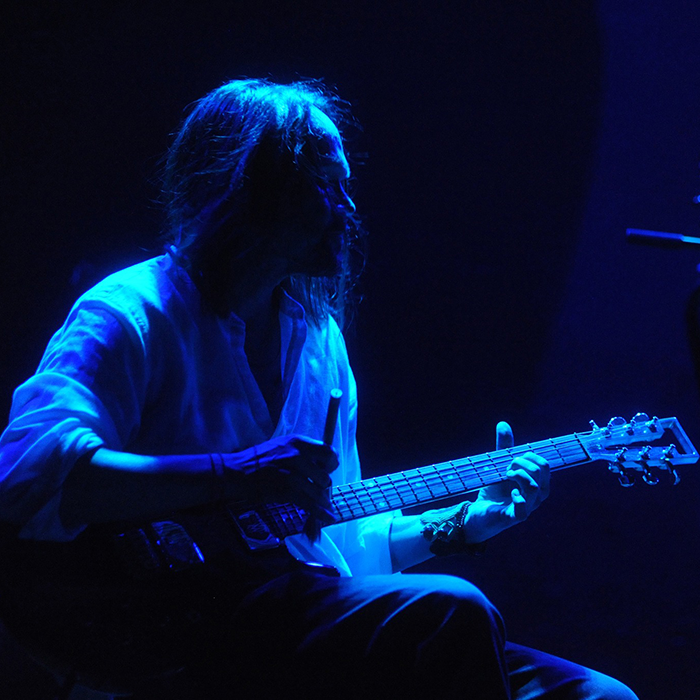 Photo: William Fowler Collins performing in Zagreb by Mladen Pobi